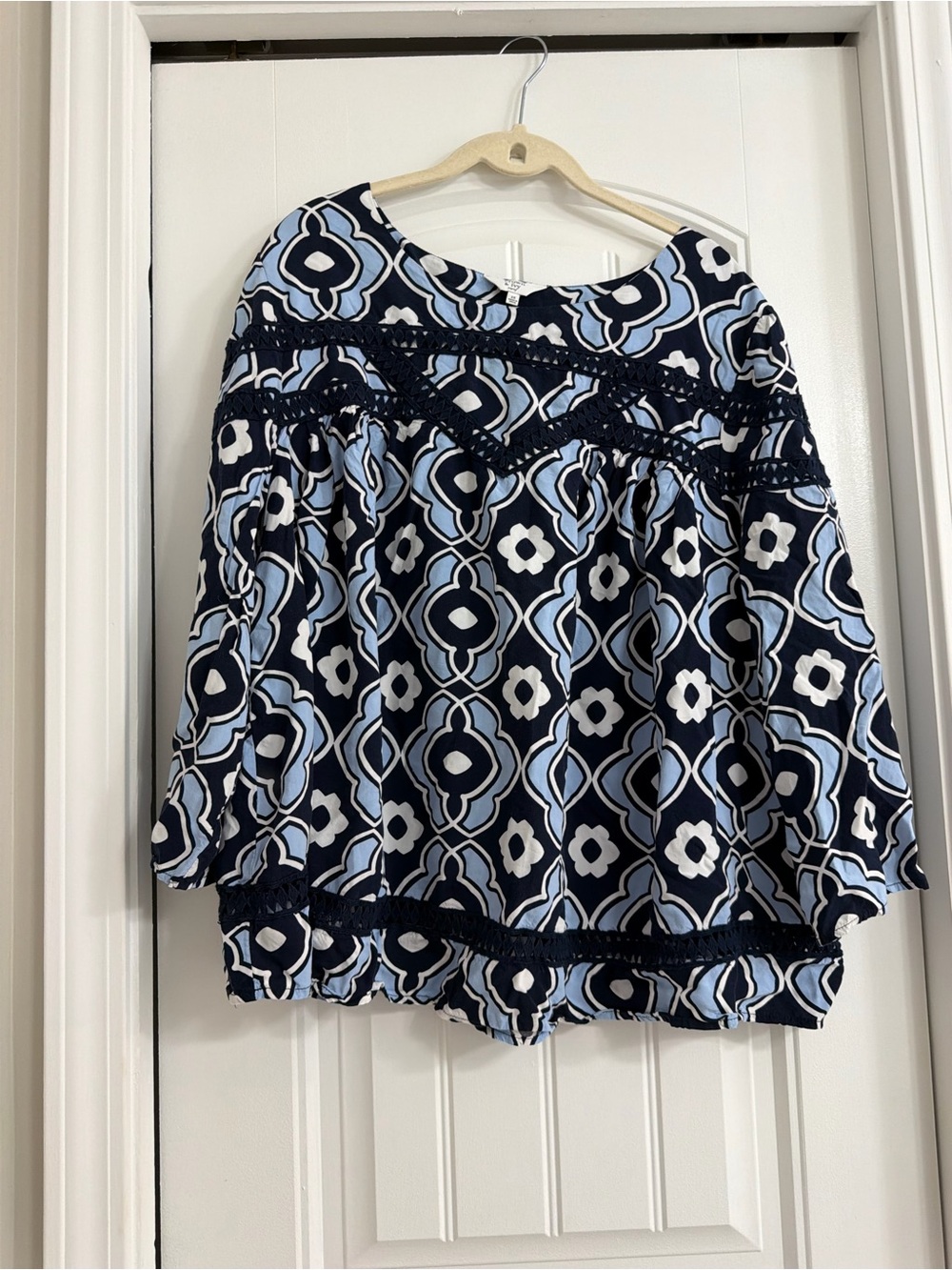 Crown & Ivy Geo-Print Peasant Top in Navy and Light Blue